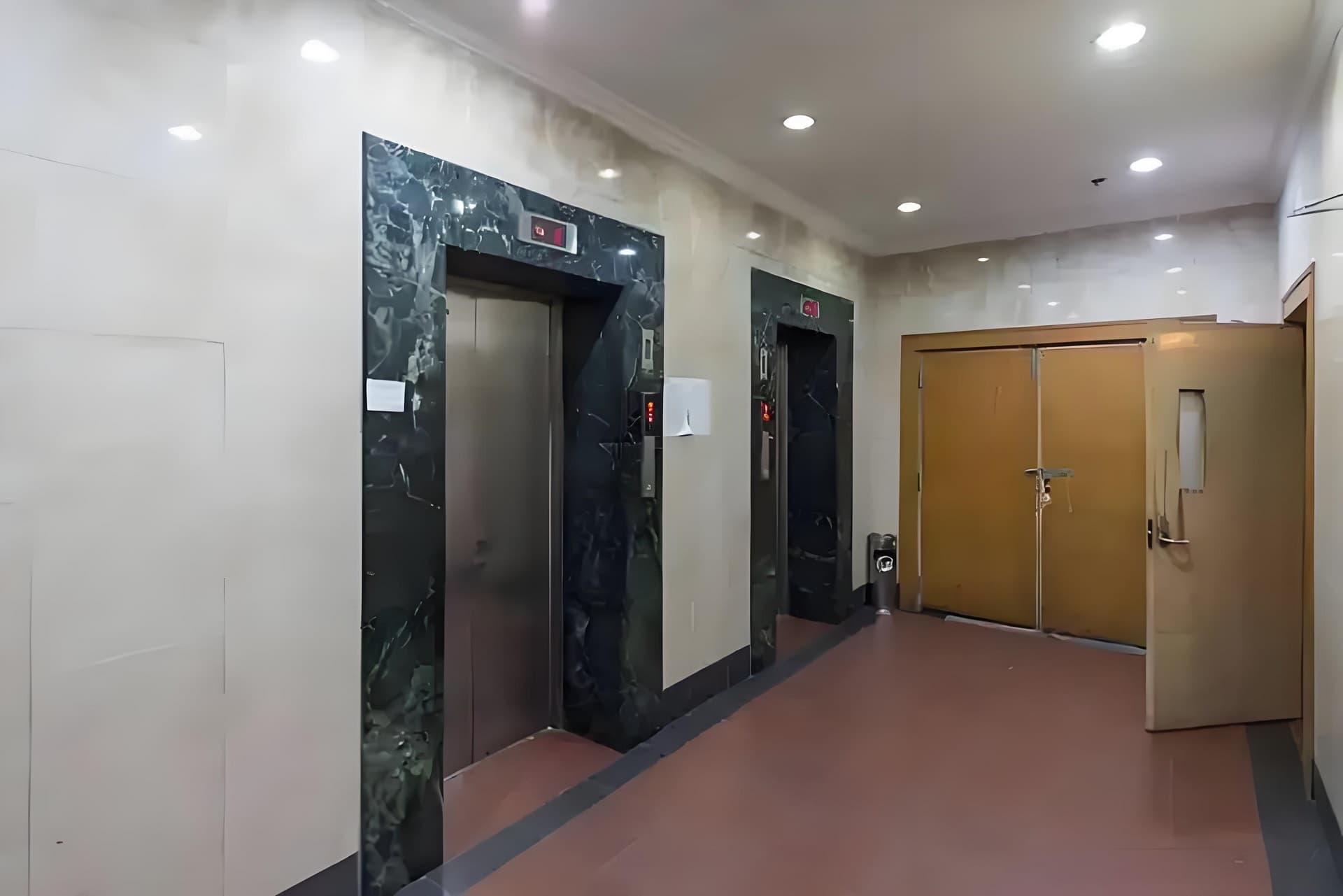 电梯厅